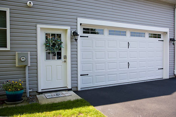 24/7 Emergency Garage Door Panel Replacement experts in Bradley County County, AR